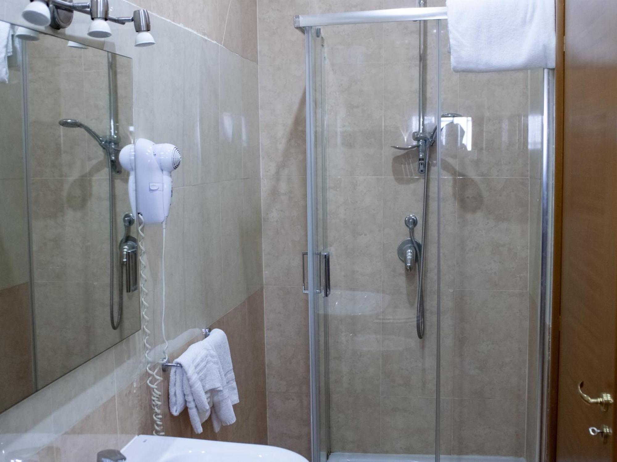 Hotel Serena Неаполь Экстерьер фото
